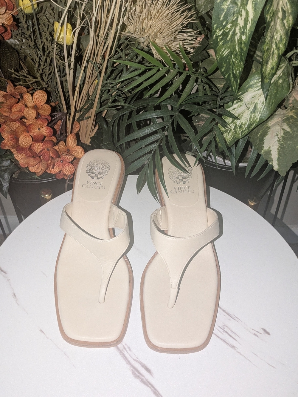 Vince Camuto Ivory Square-Toe Thong Sandals - Picture 3 of 7